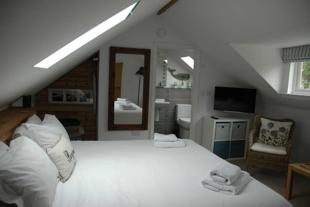Cowslip Barn Annexe, Countryside Stay Near Chichester Exterior foto